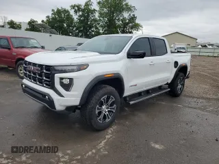 2024 GMC Canyon 4WD AT4 with VIN 1GTP6DEK3R1267428, listed as a Copart auction lot 63035495 with 4,707 mi miles and Salvage title. Bid and sale history available at DreamBid. Image 1.