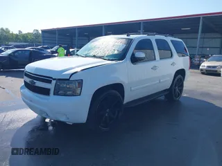 2012 Chevrolet Tahoe LT с VIN 1GNSCBE05CR132537, выставлен на аукционе IAAI как лот 42015649 с пробегом 212 296 миль миль и . История ставок и продаж доступна на DreamBid. Изображение 17.