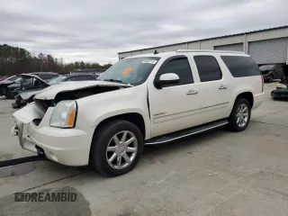 2012 GMC Yukon XL Denali with VIN 1GKS2MEF5CR284219, listed as a Copart auction lot 85585714 with 202,387 mi miles and Salvage Title. Bid and sale history available at carsss.com. Image 1.