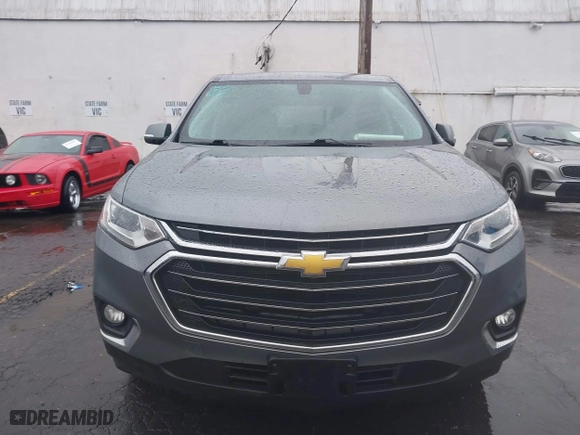 2019 Chevrolet Traverse LT Cloth with VIN 1GNEVGKW5KJ294534, listed as a IAAI auction lot 41241856 with 61,116 mi miles. Bid and sale history available at carsss.com. Image 12.