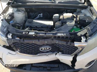 2011 Kia Sorento EX with VIN 5XYKU3A18BG034755, listed as a Copart auction lot 48055975 with 200,833 mi miles and Salvage Title. Bid and sale history available at carsss.com. Image 11.