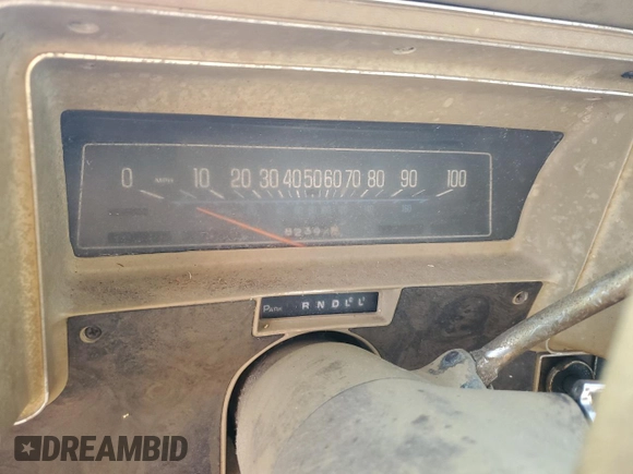 1975 Chevrolet Malibu с VIN 1D37H5R515131, выставлен на аукционе Copart как лот 83955314 с пробегом 82 393 миль миль и Чистый • Clean title. История ставок и продаж доступна на DreamBid. Изображение 9.