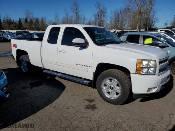 2009 Chevrolet Silverado 1500 LTZ with VIN 1GCEK39099Z271166, listed as a Copart auction lot 44495995 with 168,842 mi miles and Salvage Title. Bid and sale history available at carsss.com. Image 4.