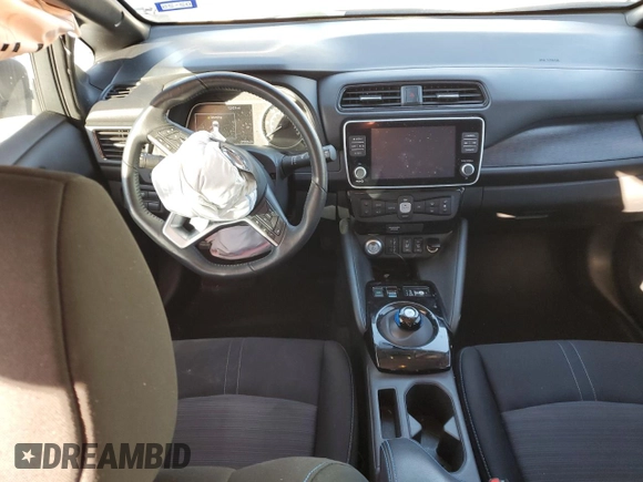 2022 Nissan LEAF SV with VIN 1N4AZ1CV8NC555264, listed as a Copart auction lot 45670885 with 27,089 mi miles and Salvage Title. Bid and sale history available at DreamBid. Image 8.