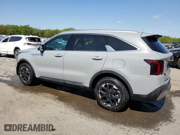 2025 Kia Sorento S z VIN 5XYRL4JC4SG321227, wystawiony jako Copart lot #52421925 z przebiegiem 14 351 mil mil oraz Szkoda całkowita • Salvage title. Historia ofert i sprzedaży dostępna na DreamBid. Obrazek 2.