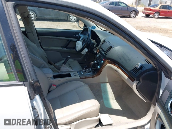 2008 Subaru Outback Limited with VIN 4S4BP62C087308301, listed as a IAAI auction lot 42754616 with 208,283 mi miles and . Bid and sale history available at DreamBid. Image 5.