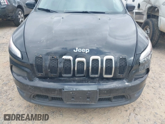 2014 Jeep Cherokee Latitude z VIN 1C4PJLCBXEW172745, wystawiony jako IAAI lot #41718415 z przebiegiem 115 777 mil mil oraz . Historia ofert i sprzedaży dostępna na DreamBid. Obrazek 6.
