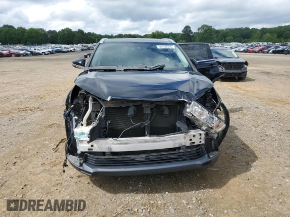 2017 Toyota Highlander XLE with VIN 5TDJZRFH0HS391235, listed as a Copart auction lot 55758335 with 69,695 mi miles and Clean title. Bid and sale history available at DreamBid. Image 5.