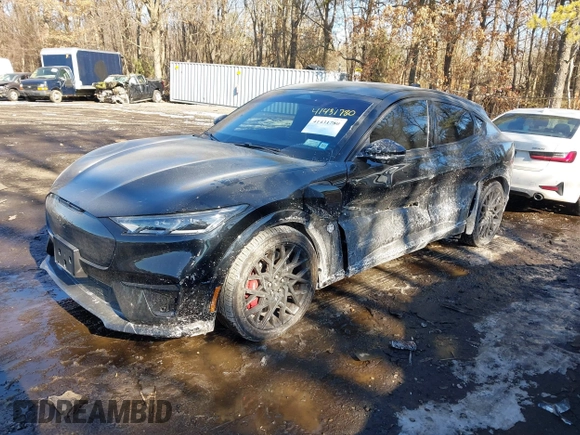 2023 Ford Mustang Mach-E GT z VIN 3FMTK4SX5PMA24192, wystawiony jako IAAI lot #41431780 z przebiegiem 10 394 mil mil oraz . Historia ofert i sprzedaży dostępna na DreamBid. Obrazek 20.