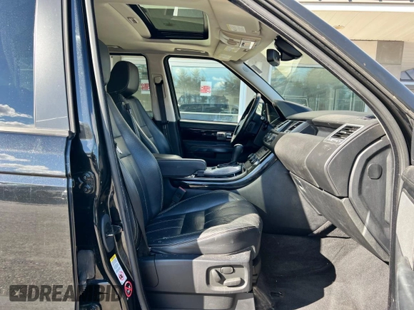 2012 Land Rover Range Rover Sport HSE Lux with VIN SALSK2D46CA755737, listed as a Copart auction lot 58615355 with 238,213 mi miles and Clean title. Bid and sale history available at DreamBid. Image 5.