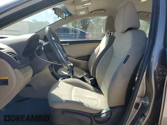 2014 Hyundai Accent GLS z VIN KMHCT4AEXEU680071, wystawiony jako Copart lot #50253905 z przebiegiem 84 454 mil mil oraz Szkoda całkowita • Salvage title. Historia ofert i sprzedaży dostępna na DreamBid. Obrazek 7.
