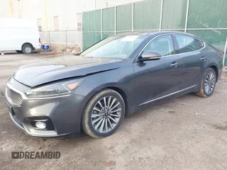 2017 Kia Cadenza Premium with VIN KNALC4J13H5063401, listed as a IAAI auction lot 41814956 with 90,288 mi miles. Bid and sale history available at carsss.com. Image 17.