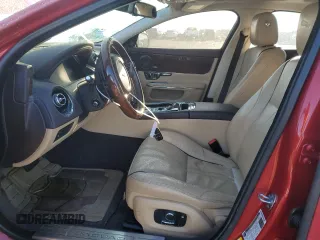 2016 Jaguar XJ R-Sport z VIN SAJWA1C7XG8V94339, wystawiony jako Copart lot #49295085 z przebiegiem 59 931 mil mil oraz Szkoda całkowita • Salvage title. Historia ofert i sprzedaży dostępna na DreamBid. Obrazek 7.