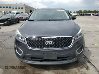 2017 Kia Sorento LX with VIN 5XYPGDA52HG329963, listed as a Copart auction lot 60713405 with 97,027 mi miles and Clean title. Bid and sale history available at DreamBid. Image 5.