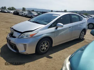 2012 Toyota Prius One z VIN JTDKN3DU9C1511990, wystawiony jako Copart lot #55451545 z przebiegiem 239 962 mil mil oraz Szkoda całkowita • Salvage title. Historia ofert i sprzedaży dostępna na DreamBid. Obrazek 1.