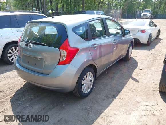 2015 Nissan Note SV with VIN 3N1CE2CP3FL352989, listed as a IAAI auction lot 42178275 with 118,453 mi miles and . Bid and sale history available at DreamBid. Image 4.