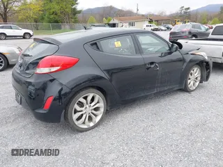 2012 Hyundai Veloster w/Gray Int z VIN KMHTC6AD6CU054422, wystawiony jako IAAI lot #41930634 z przebiegiem 144 681 mil mil oraz . Historia ofert i sprzedaży dostępna na DreamBid. Obrazek 4.