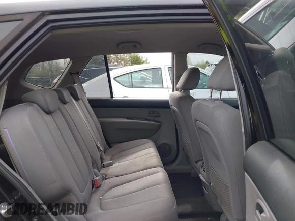 2008 Kia Rondo EX with VIN KNAFG525287175488, listed as a IAAI auction lot 41941146 with 162,000 mi miles. Bid and sale history available at carsss.com. Image 8.