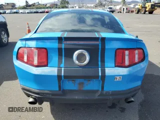 2011 Ford Mustang V6 with VIN 1ZVBP8AM8B5156374, listed as a Copart auction lot 61855985 with 81,403 mi miles and Clean title. Bid and sale history available at DreamBid. Image 6.