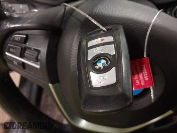 2015 BMW X3 xDrive28i z VIN 5UXWX9C56F0D46128, wystawiony jako IAAI lot #41840698 z przebiegiem 125 353 mil mil oraz . Historia ofert i sprzedaży dostępna na DreamBid. Obrazek 11.