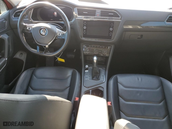 2018 Volkswagen Tiguan SEL Premium with VIN 3VV5B7AX3JM123571, listed as a Copart auction lot 86629694 with 122,904 mi miles and Salvage Title. Bid and sale history available at carsss.com. Image 8.