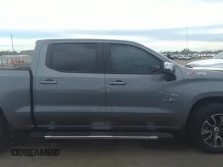 2020 Chevrolet Silverado 1500 LT z VIN 3GCUYDED1LG136750, wystawiony jako IAAI lot #41341161 z przebiegiem 47 049 mil mil oraz . Historia ofert i sprzedaży dostępna na DreamBid. Obrazek 13.