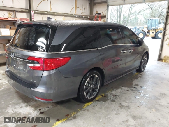 2024 Honda Odyssey Elite with VIN 5FNRL6H97RB031524, listed as a IAAI auction lot 41928350 with 11,681 mi miles. Bid and sale history available at carsss.com. Image 4.