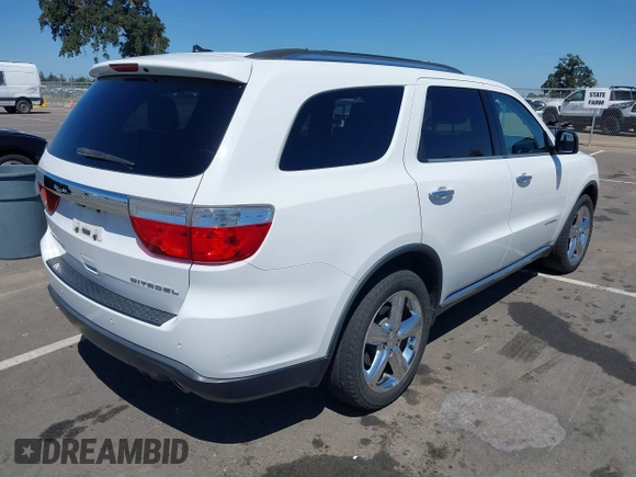 2013 Dodge Durango Citadel z VIN 1C4RDHEG9DC674734, wystawiony jako IAAI lot #42298801 z przebiegiem 138 002 mil mil oraz . Historia ofert i sprzedaży dostępna na DreamBid. Obrazek 4.
