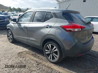2019 Nissan Kicks SR with VIN 3N1CP5CU9KL483310, listed as a IAAI auction lot 41885087 with 128,055 mi miles. Bid and sale history available at carsss.com. Image 3.