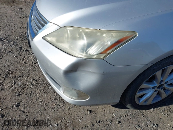 2012 Lexus ES 330 z VIN JTHBK1EG0C2482894, wystawiony jako IAAI lot #42305273 z przebiegiem Nie podano mil oraz . Historia ofert i sprzedaży dostępna na DreamBid. Obrazek 6.
