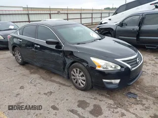 2015 Nissan Altima S z VIN 1N4AL3AP7FN884254, wystawiony jako IAAI lot #41390369 z przebiegiem 131 329 mil mil oraz . Historia ofert i sprzedaży dostępna na DreamBid. Obrazek 1.