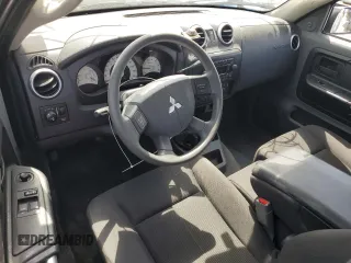 2007 Mitsubishi Raider LS z VIN 1Z7HC22K07S162671, wystawiony jako Copart lot #52371025 z przebiegiem 70 770 mil mil oraz Szkody całkowita. Historia ofert i sprzedaży dostępna na DreamBid. Obrazek 8.
