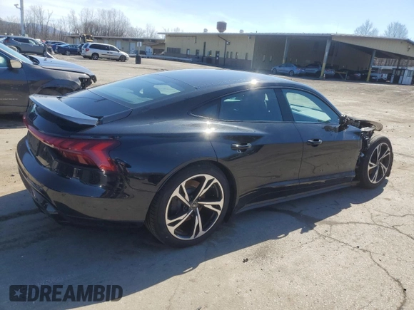 2023 Audi e-tron GT Premium Plus z VIN WAUCJBFW9P7000711, wystawiony jako Copart lot #47349234 z przebiegiem 4714 mil mil oraz . Historia ofert i sprzedaży dostępna na DreamBid. Obrazek 3.