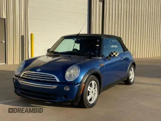 2007 MINI Convertible с VIN WMWRF33577TG17466, выставлен на аукционе Copart как лот 42860175 с пробегом 60 577 миль миль и Чистый • Clean title. История ставок и продаж доступна на DreamBid. Изображение 2.