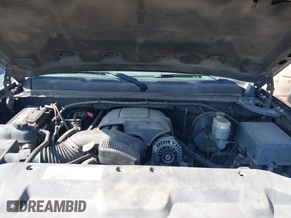2010 Chevrolet Silverado 1500 LS with VIN 1GCSKREA0AZ298569, listed as a IAAI auction lot 41803894 with 222,614 mi miles and . Bid and sale history available at DreamBid. Image 10.