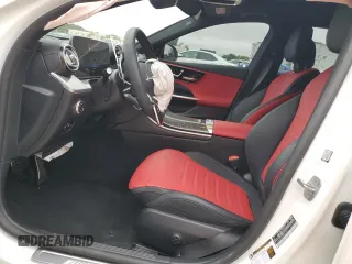 2024 Mercedes-Benz C 43 AMG z VIN W1KAF8HB8RR228611, wystawiony jako Copart lot #42020315 z przebiegiem 1 161 mil mil oraz Szkoda całkowita • Salvage title. Historia ofert i sprzedaży dostępna na DreamBid. Obrazek 7.