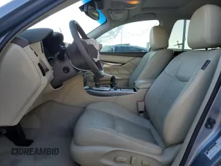 2018 Infiniti Q70 Luxe with VIN JN1BY1AR6JM220020, listed as a Copart auction lot 85592334 with 39,494 mi miles and Salvage title. Bid and sale history available at DreamBid. Image 7.