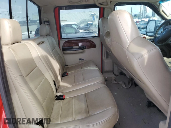 2006 Ford F-350 XL z VIN 1FTWW31PX6ED25708, wystawiony jako Copart lot #45972105 z przebiegiem 253 961 mil mil oraz Szkoda całkowita • Salvage title. Historia ofert i sprzedaży dostępna na DreamBid. Obrazek 10.