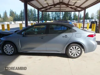 2021 Toyota Corolla LE with VIN 5YFEPMAE5MP204274, listed as a IAAI auction lot 42044017 with 76,846 mi miles. Bid and sale history available at carsss.com. Image 15.