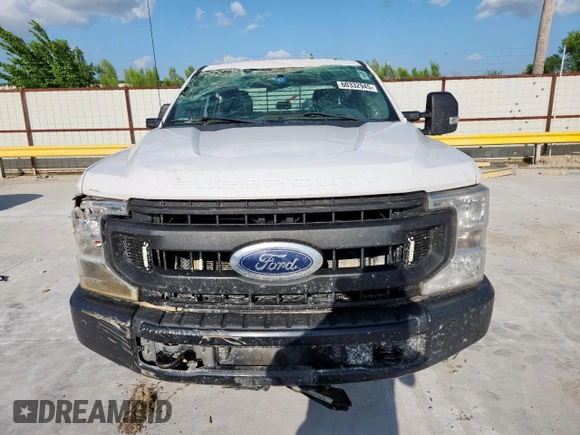 2020 Ford F-250 XL with VIN 1FT7X2B69LEC63957, listed as a Copart auction lot 60332945 with Not provided miles and Salvage title. Bid and sale history available at DreamBid. Image 5.