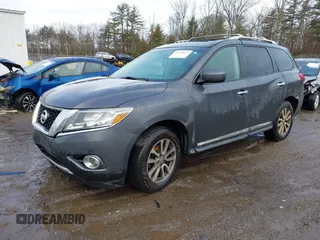 2013 Nissan Pathfinder SV with VIN 5N1AR2MM2DC614471, listed as a IAAI auction lot 41740633 with 224,796 mi miles. Bid and sale history available at carsss.com. Image 2.
