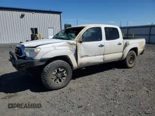 2015 Toyota Tacoma with VIN 3TMLU4EN0FM164688, listed as a Copart auction lot 55614645 with 212,613 mi miles and Salvage Title. Bid and sale history available at DreamBid. Image 1.