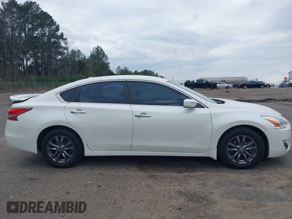 2015 Nissan Altima S with VIN 1N4AL3AP4FC568306, listed as a IAAI auction lot 41683484 with 223,450 mi miles and . Bid and sale history available at DreamBid. Image 13.
