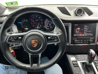 2018 Porsche Macan GTS with VIN WP1AG2A59JLB62195, listed as a Copart auction lot 50828585 with 161,285 mi miles and Clean Title. Bid and sale history available at DreamBid. Image 7.