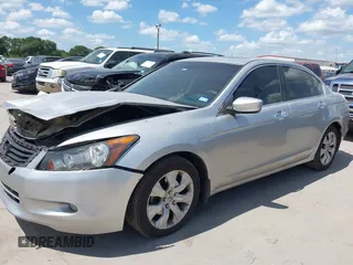 2010 Honda Accord EX z VIN 1HGCP3F72AA025767, wystawiony jako IAAI lot #42533345 z przebiegiem 155 307 mil mil oraz . Historia ofert i sprzedaży dostępna na DreamBid. Obrazek 2.