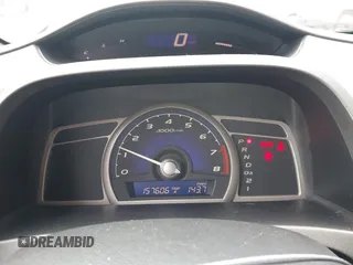 2008 Honda Civic LX с VIN 2HGFA165X8H516987, выставлен на аукционе IAAI как лот 42814617 с пробегом 157 606 миль миль и . История ставок и продаж доступна на DreamBid. Изображение 7.