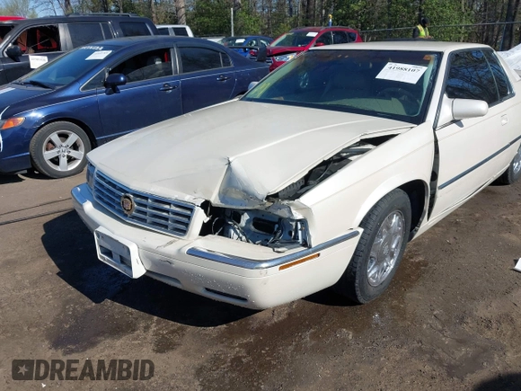 2000 Cadillac Eldorado ESC with VIN 1G6EL12Y0YB702778, listed as a IAAI auction lot 41988107 with 203,526 mi miles. Bid and sale history available at carsss.com. Image 6.