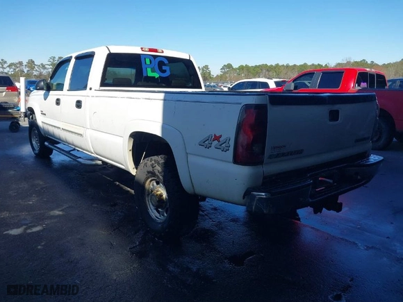 2003 Chevrolet Silverado 2500HD LS with VIN 1GCHK23113F221752, listed as a IAAI auction lot 41540935 with 414,826 mi miles. Bid and sale history available at carsss.com. Image 3.
