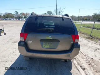 2005 Mitsubishi Endeavor LS with VIN 4A4MM21S65E016756, listed as a IAAI auction lot 41527970 with 168,913 mi miles. Bid and sale history available at carsss.com. Image 6.