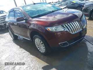 2012 Lincoln MKX with VIN 2LMDJ6JK6CBL03739, listed as a IAAI auction lot 41729616 with 117,066 mi miles. Bid and sale history available at carsss.com. Image 1.